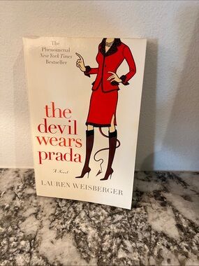 The Devil Wears Prada - Red Cover Paperback